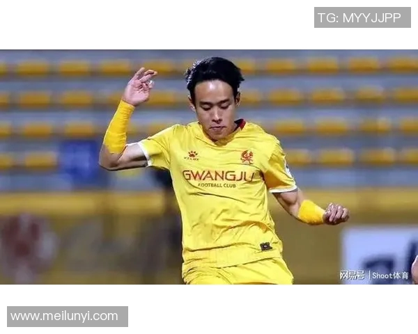 蔚山现代与尚城尚武的激烈对决展现足球魅力与战术智慧的巅峰较量