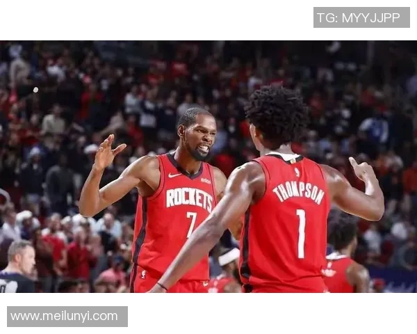 2007年火箭队对阵雄鹿队精彩全场录像回放及赛后精彩瞬间分析