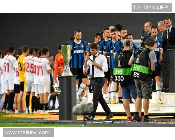 塞维利与国米激战正酣谁能在欧战舞台上笑到最后