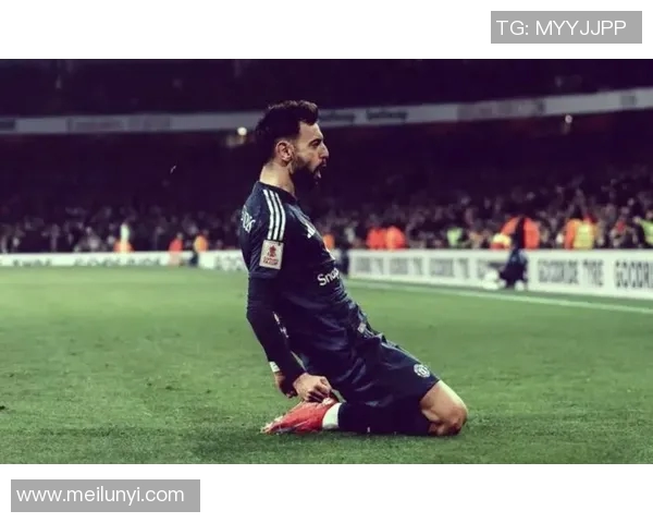 曼联主场迎战南安普顿争夺英超宝贵三分的激烈对决 曼联主场迎战南安普顿争夺英超宝贵三分的激烈对决