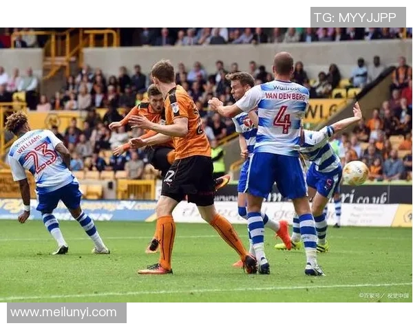 德比队与布莱克本的激烈对决展现英冠赛场的竞争魅力与精彩瞬间