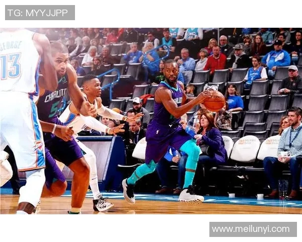 黄蜂与雷霆激战回顾全场精彩瞬间未删减版视频分享 黄蜂与雷霆激战回顾全场精彩瞬间未删减版视频分享