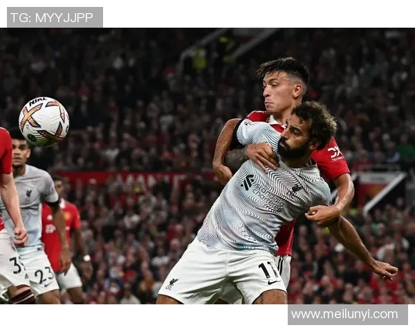 马丁内斯对决亚洲后卫的精彩较量与战术分析 马丁内斯对决亚洲后卫的精彩较量与战术分析