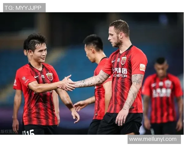 厄瓜多尔与乌拉圭激战正酣比分悬念引发球迷热议