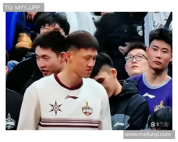 明星篮球片段集锦展现运动魅力与激情瞬间的完美结合